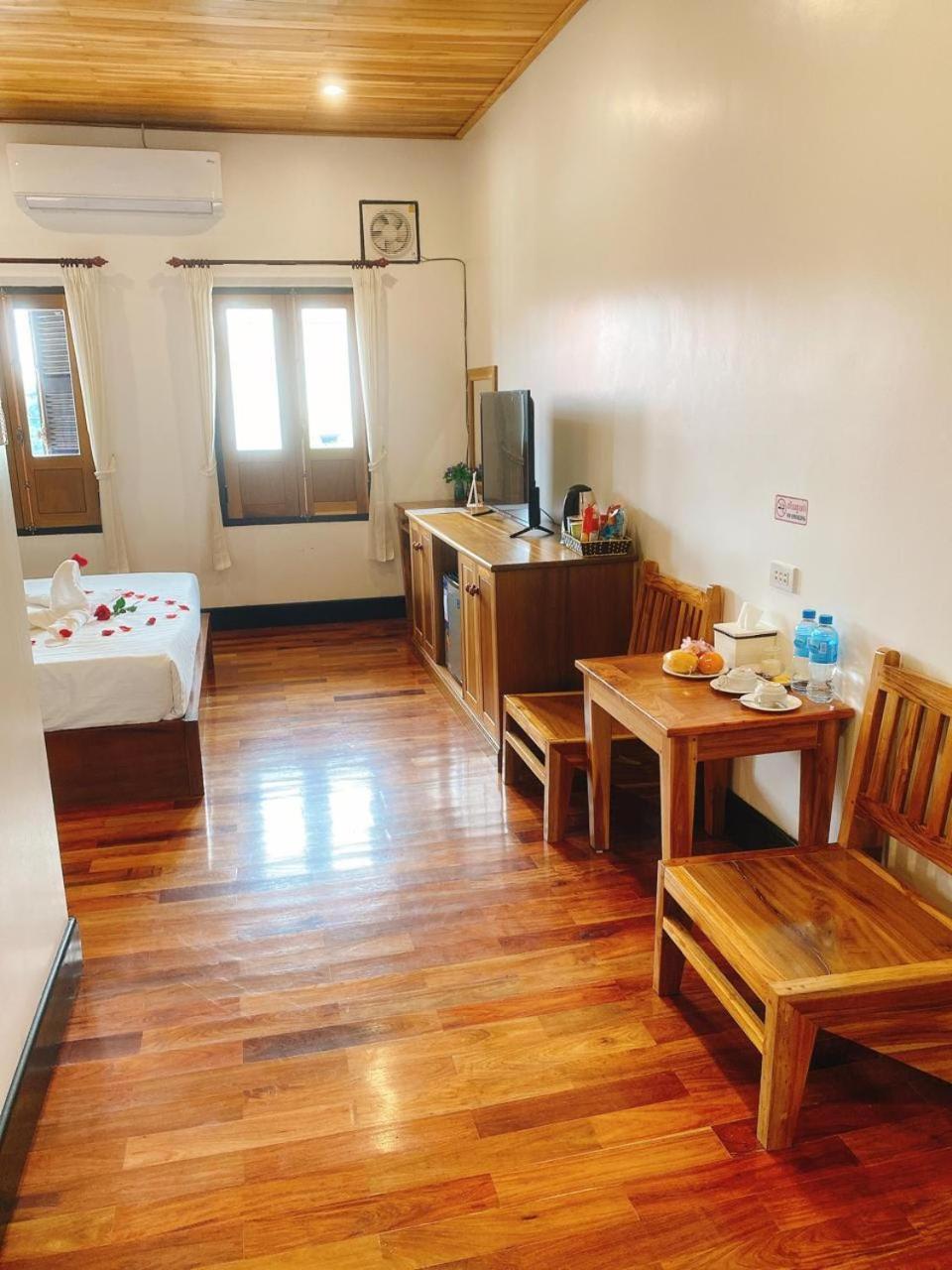 Luang Prabang Hostel Екстериор снимка