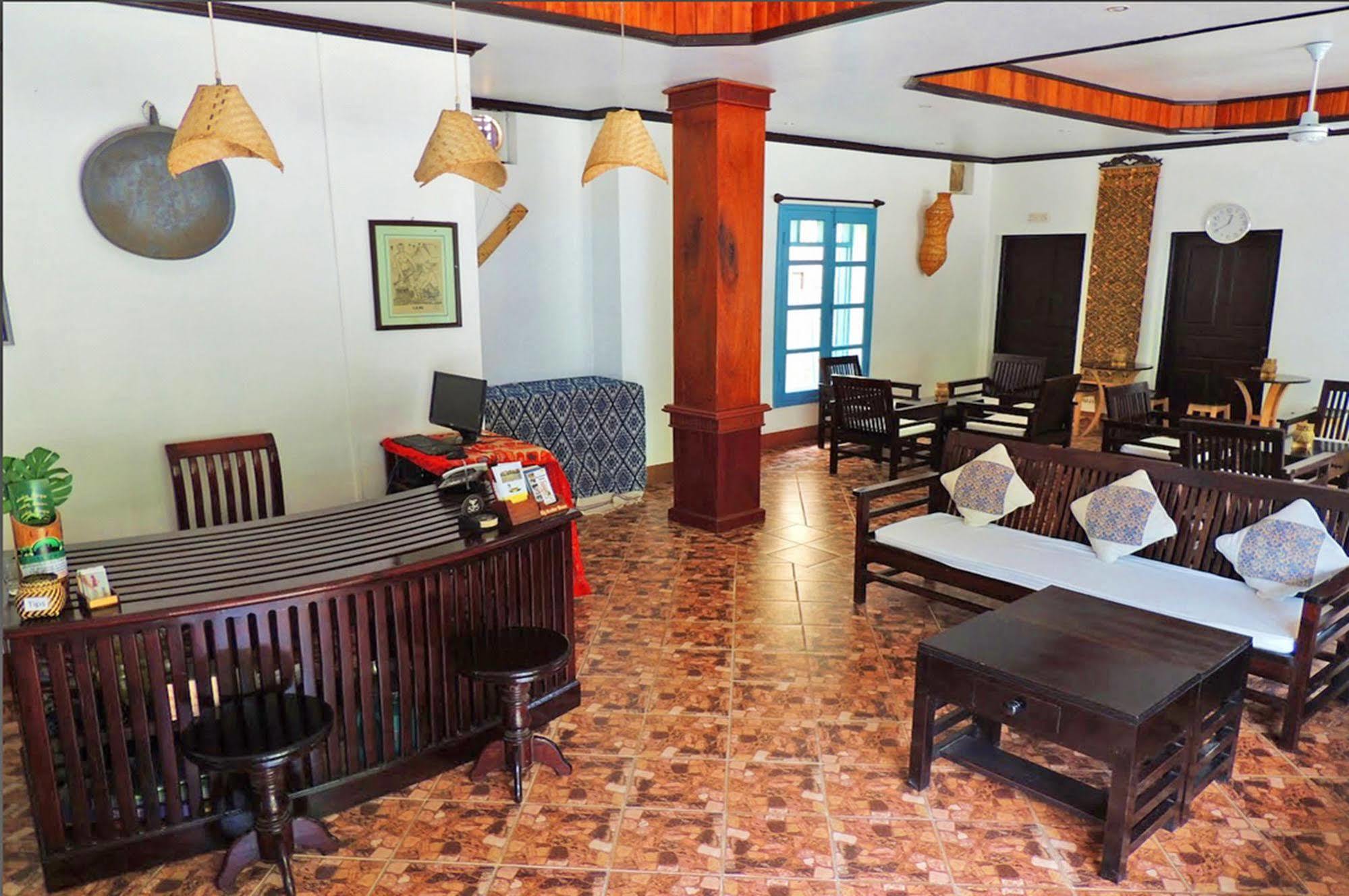 Luang Prabang Hostel Екстериор снимка