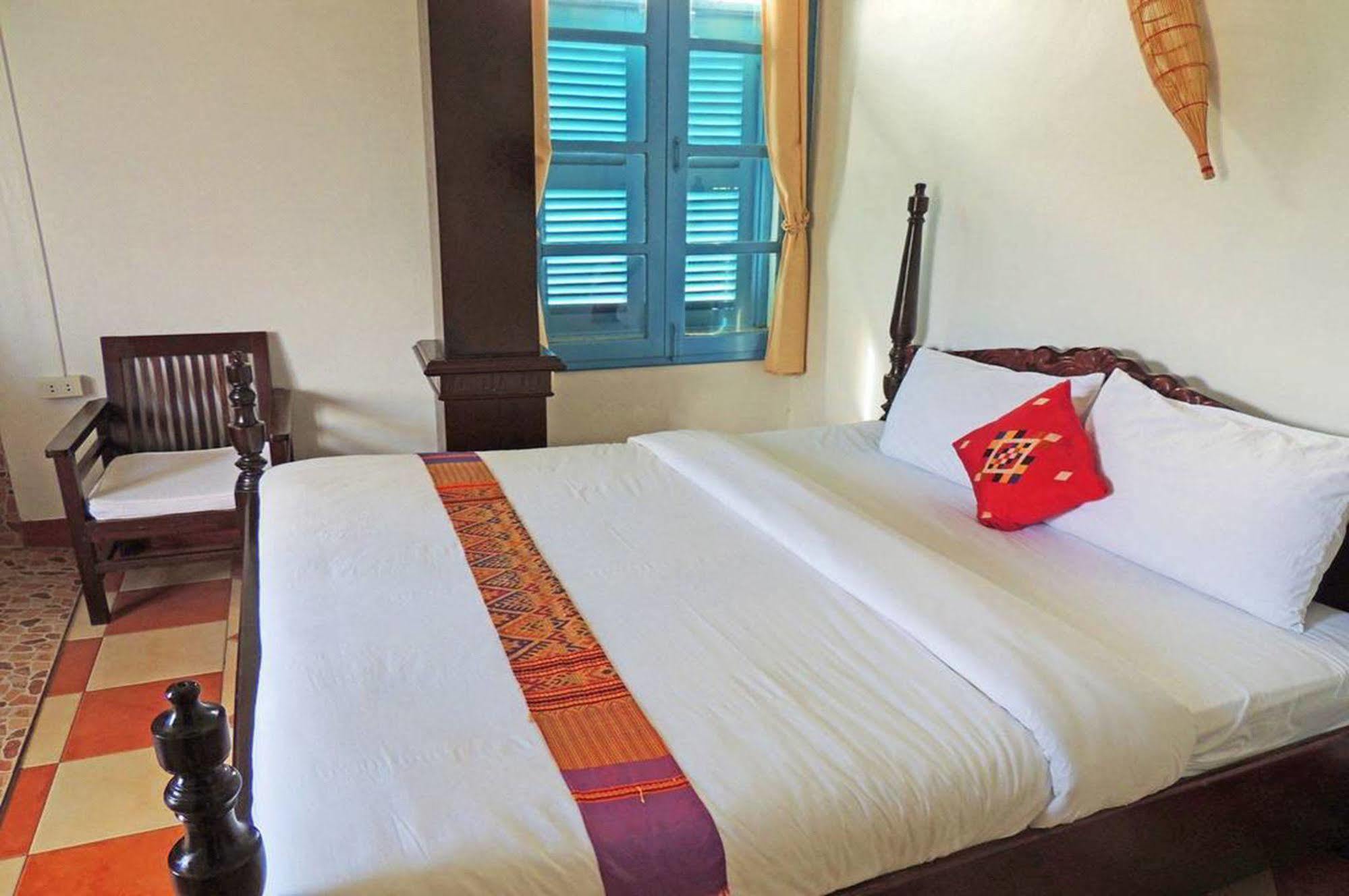 Luang Prabang Hostel Екстериор снимка