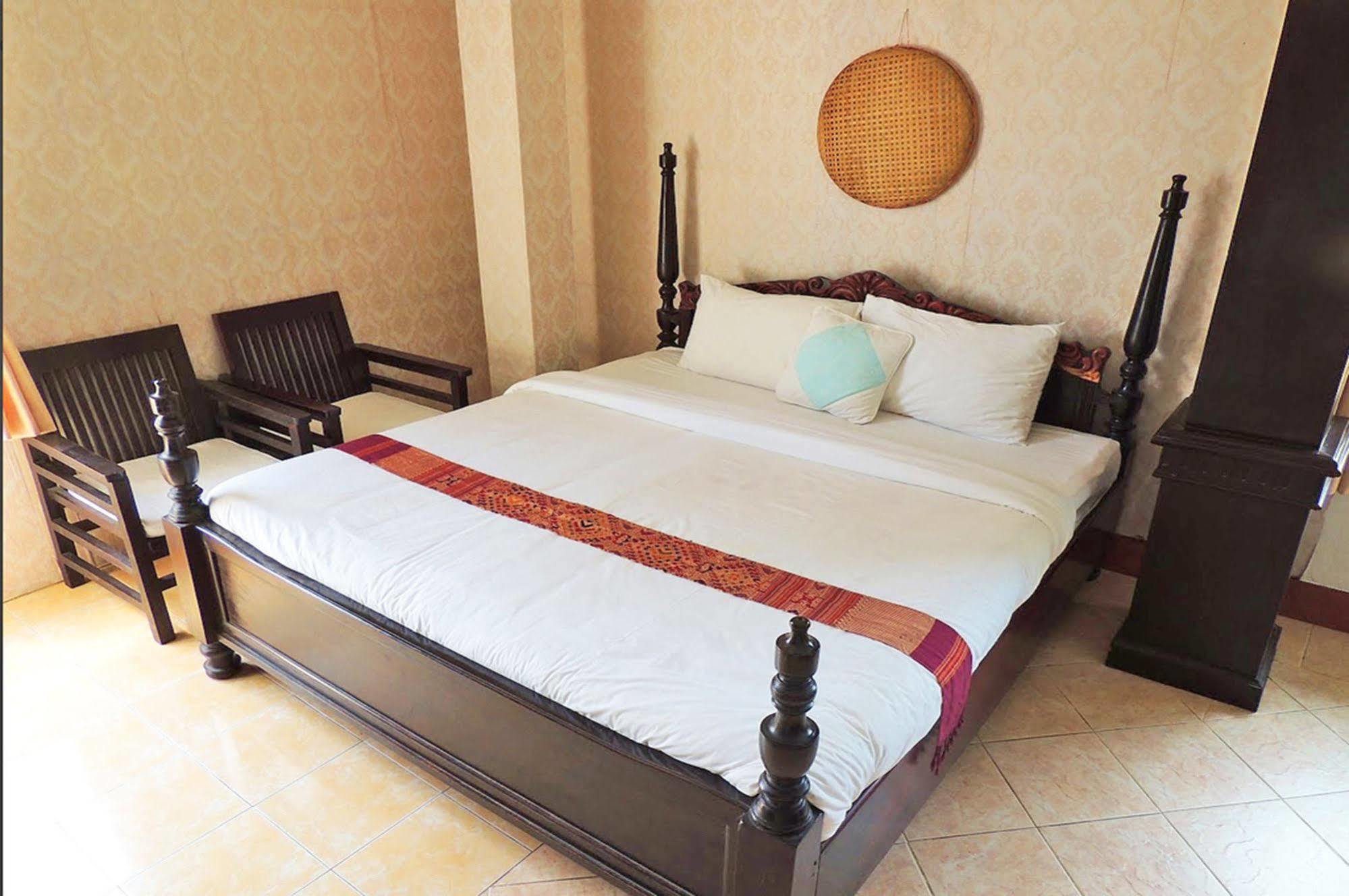 Luang Prabang Hostel Екстериор снимка
